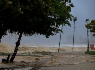 தாய்லாந்தில் வெப்பமண்டல புயல் காஜிகி பேரழிவு