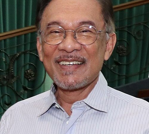 ஒரு மாத காலத்திற்கு கட்டண விலக்கு- அன்வார் அறிவிப்பு