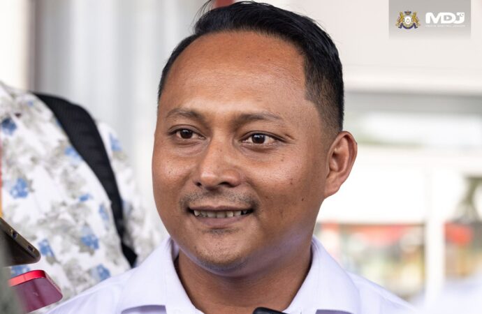 “ஜோகூர் பாதுகாப்பான மண்டலம்”-மாணவர்களின் பிரச்சாரக் கொடி பறக்கிறது.