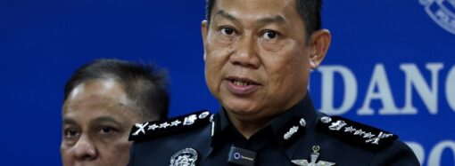 அவசரம் – குண்டு – ஆபத்து” எனும் செய்தியால் கோலாலம்பூர் விமானத்தில் அதிர்ச்சி