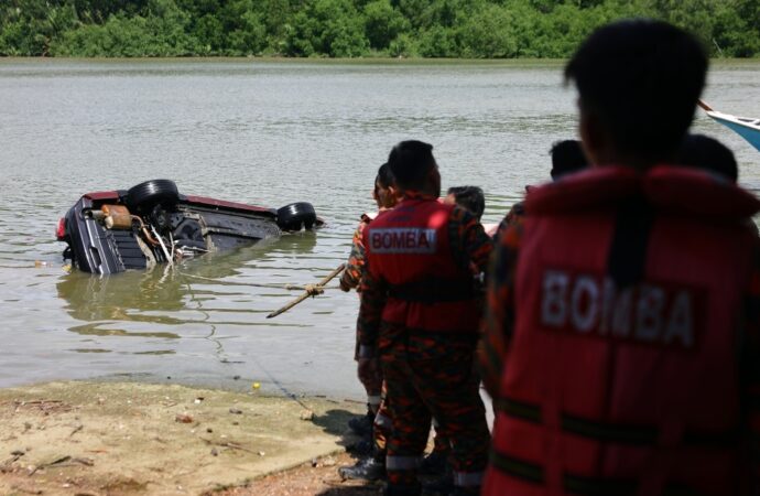 தந்தையின் காதலி ஜாமினில் விடுதலை